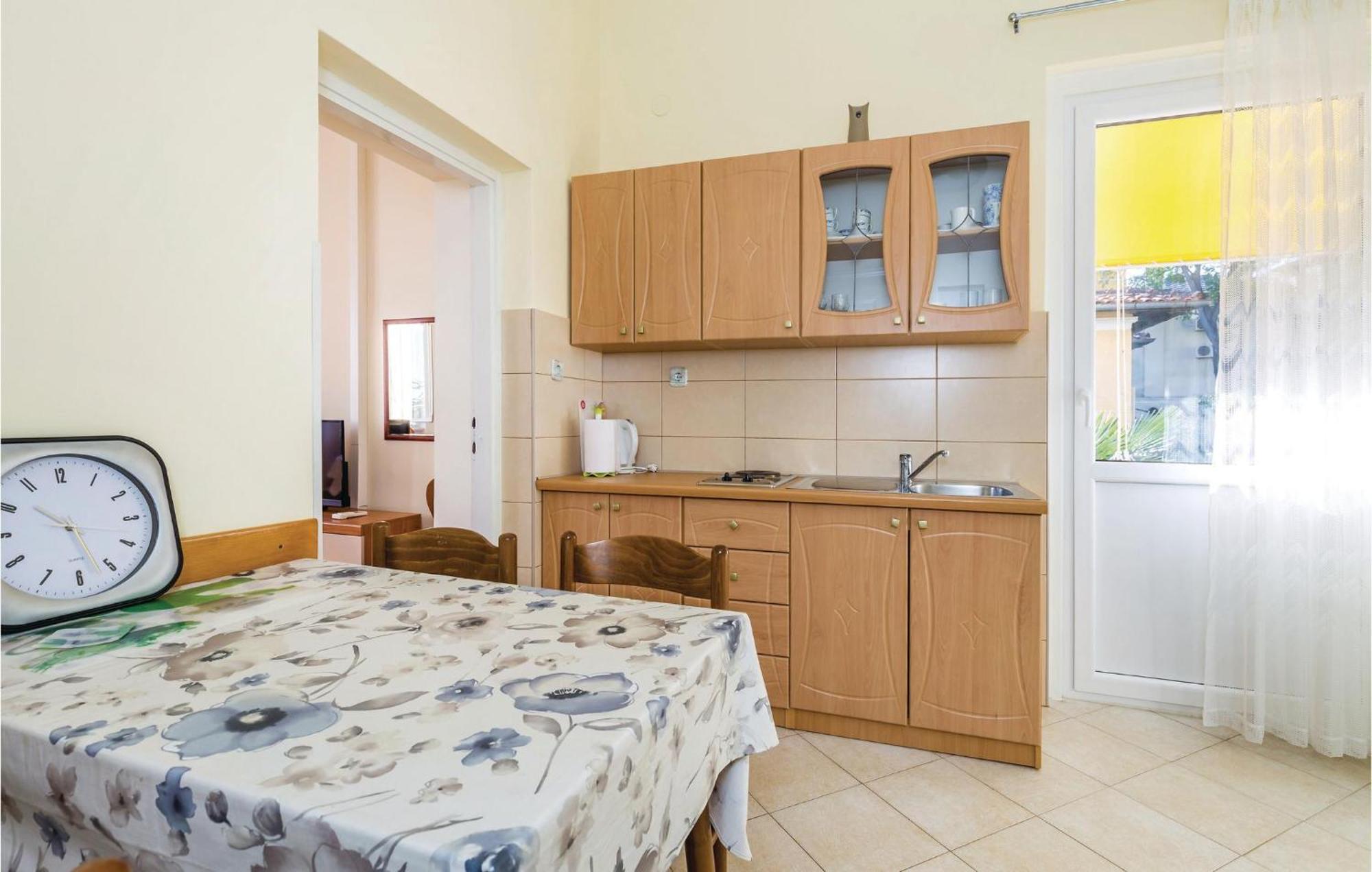 Stunning Apartment In Lovran With Kitchen 외부 사진
